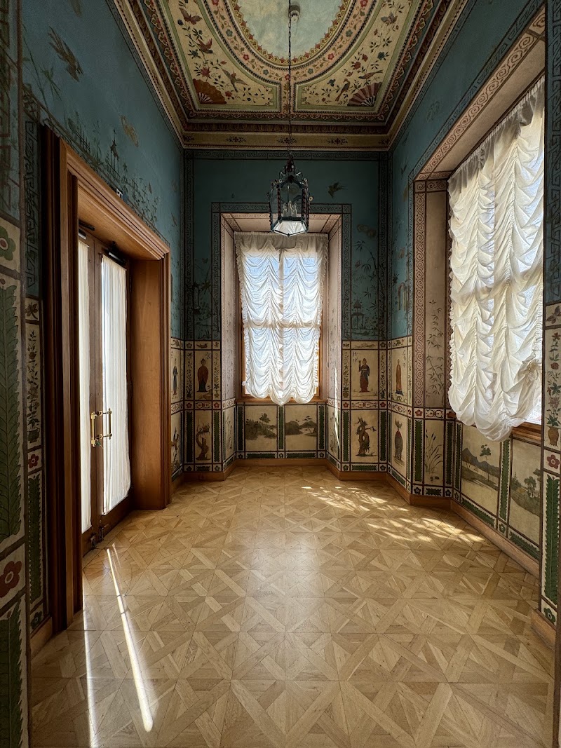 Lobkowicz Palace - Lobkowicz Palace, Jiřská 3, 119 00 Praha 1-Hradčany, Czechia