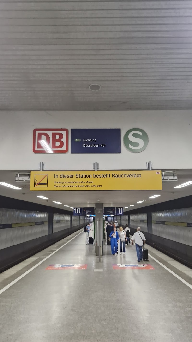 Düsseldorf, Düsseldorf Flughafen Terminal - Düsseldorf, Düsseldorf Flughafen Terminal, District 5, 40474 Düsseldorf, Germany