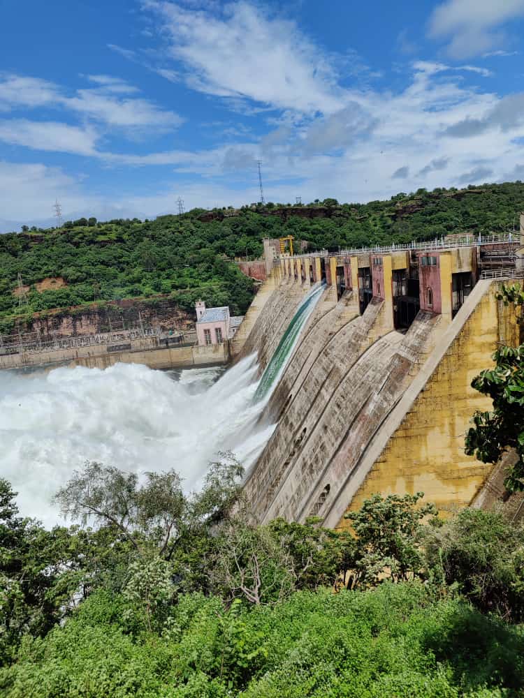 GANDHI SAGAR DAM - GANDHI SAGAR DAM, PH23+88P, Jamalpura, Karanpura Block, Madhya Pradesh 458771, India