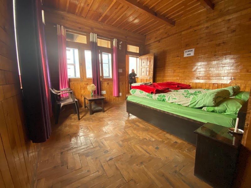 Kiran Home Stay - Kiran Home Stay, Shoja, Himachal Pradesh 175123, India