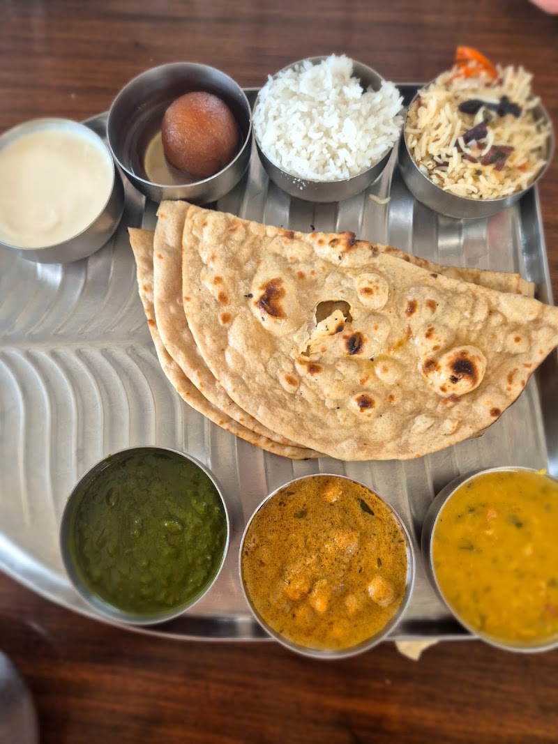 Woody's Restaurant - Woody's Restaurant 47WH+76P, Dasarahalli, Kammadatti Kamanur, Karnataka 563127, India