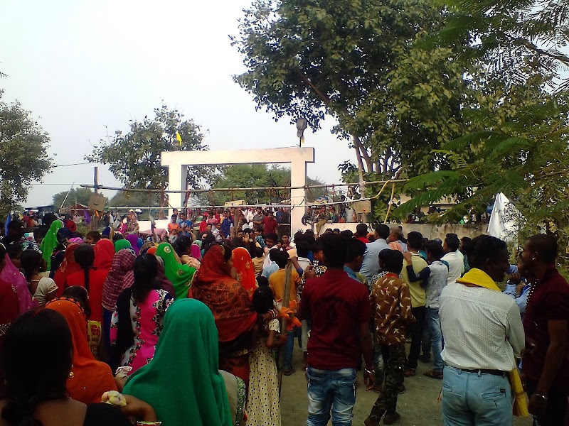 Shidh Muni Kalua Baba Mandir - Shidh Muni Kalua Baba Mandir, X5P9+37R, Nagraudi, Chhattisgarh 495004, India