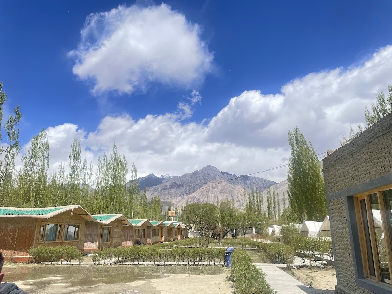 The Nubra Valley Resort - The Nubra Valley Resort Sand dunes road, Hunder, 194401