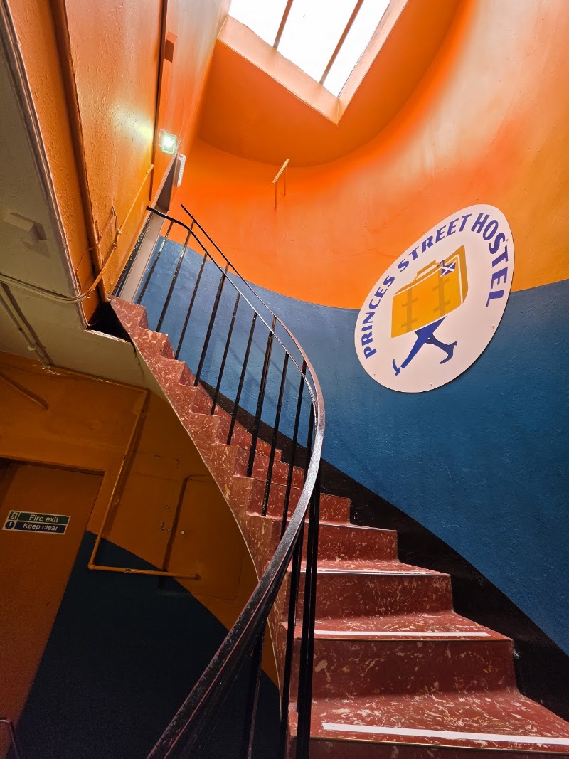 Princes Street Hostel - Princes Street Hostel 5 W Register St, Edinburgh EH2 2AA, UK
