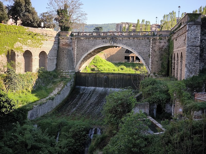 Gregorian Bridge - Gregorian Bridge, Via Ponte Gregoriano, 00019 Tivoli RM, Italy