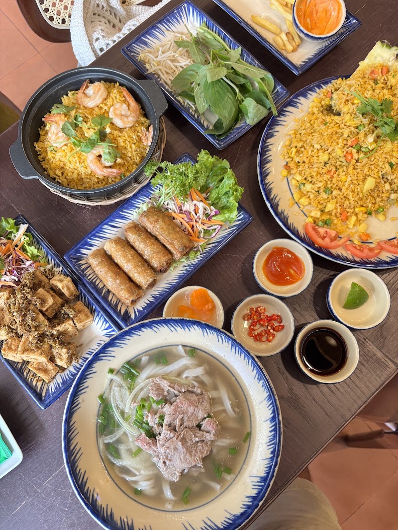 Halo Saigon - Vietnamese Cuisine & Vegan Food - Halo Saigon - Vietnamese Cuisine & Vegan Food 213 Lý Tự Trọng, Bến Thành, Hồ Chí Minh 700000, Vietnam