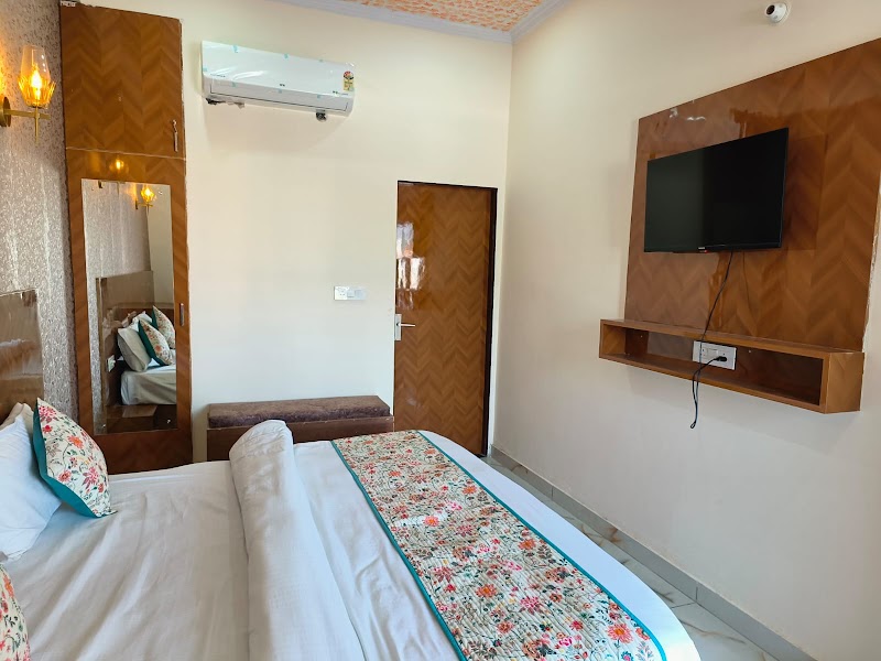 HOTEL RS HAVELI - HOTEL RS HAVELI D-29, near Khirni Phatak Flyover, Tara Nagar, Jhotwara, Jaipur, Rajasthan 302012, India