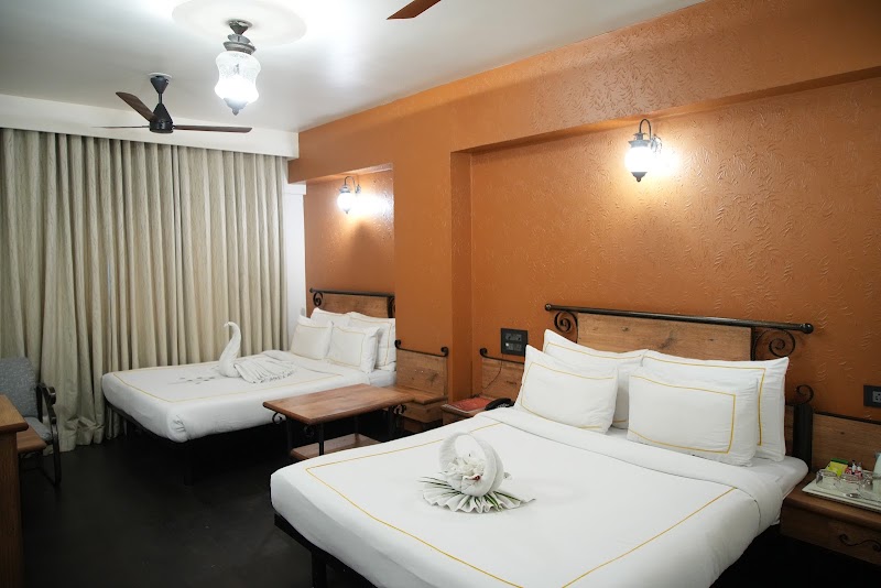 Infiniti Hotel - Infiniti Hotel 1C/CA, Ring Rd, Opp.Prestige CollegeNear Bombay Hospital, Scheme No 94 Sector EB, Indore, Madhya Pradesh 452010, India