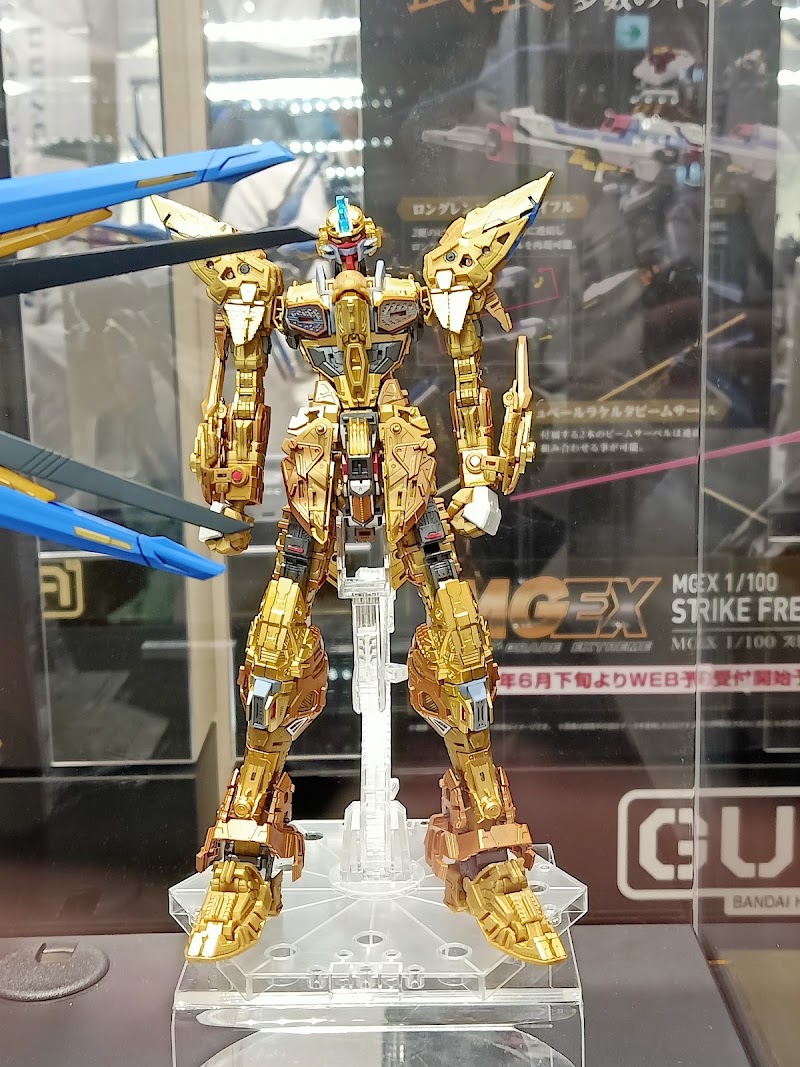 The Gundam Base Tokyo - The Gundam Base Tokyo Japan, 〒135-0064 Tokyo, Koto City, Aomi, 1-chōme−1−１０ ダイバーシティ東京 プラザ７F