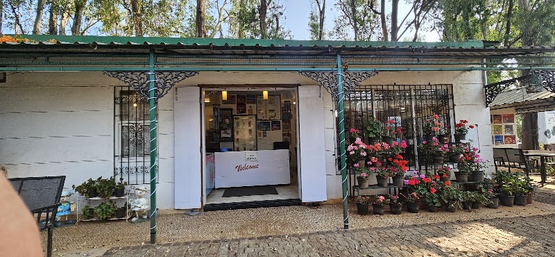 Garden Cafe - Garden Cafe Shop No 07 At Bhose Khind Mahableshwar Main Road, Panchgani - Mahabaleshwar Rd, Bhose, Maharashtra 412805, India