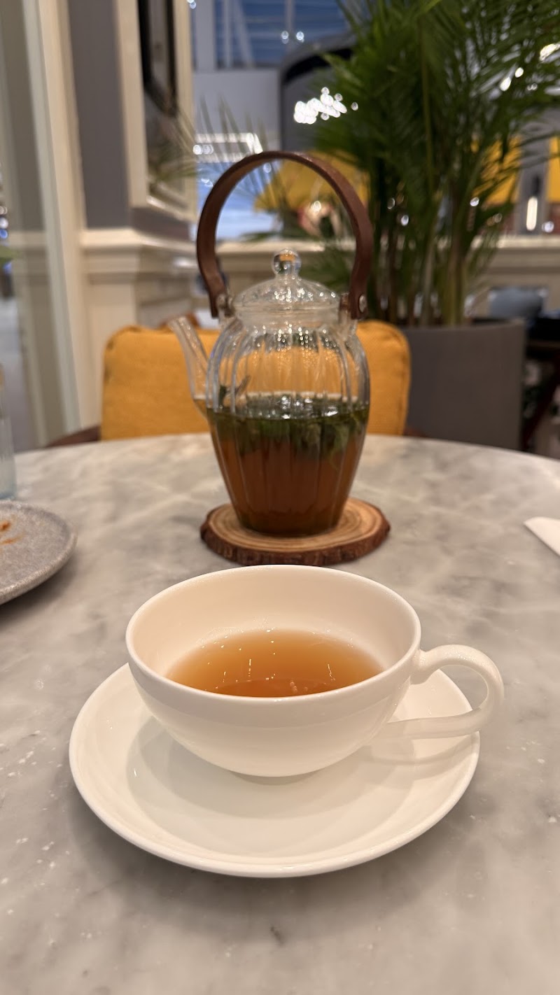 L'ETO - L'ETO, Dubai Dubai Hills Mall - Umm Suqeim street 999 Dubai Hills Mall, level 1 - حدائق الشيخ محمد بن راشد - دبي - United Arab Emirates
