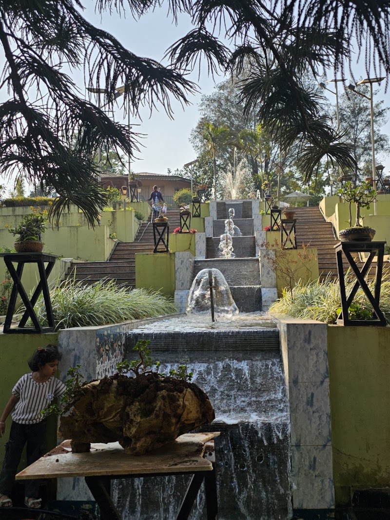 Step Garden - Step Garden HPHV+RRQ, Saputara, Gujarat 394720, India