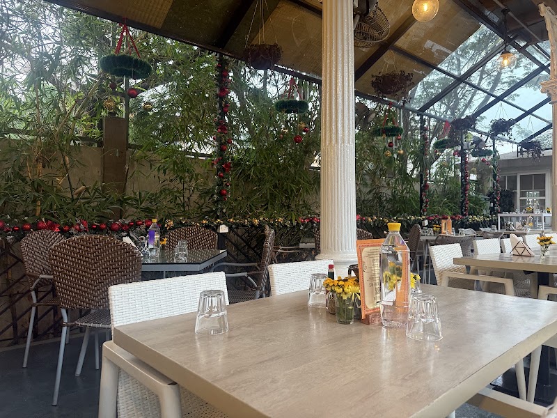 Anglo Indian Cafe - Anglo Indian Cafe Anglo Indian Cafe, Della Enclave Rd, opp. Gram Panchayat, Kune Village, Khandala, Kune N.m., Maharashtra 410401, India