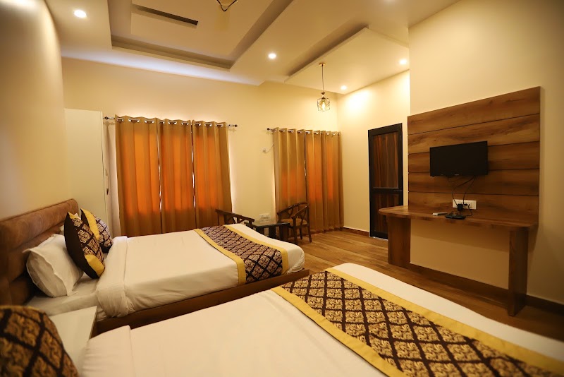 The Park View - The Park View, hotel park view, 4320/35, Gali No. 7, opp. guru ramdass hospital, near shahidan sahib, Near Guru Ramdass Hospital, Kot Baba Deep Singh, Katra Ahluwalia, Amritsar, Amritsar Cantt., Punjab 143001, India
