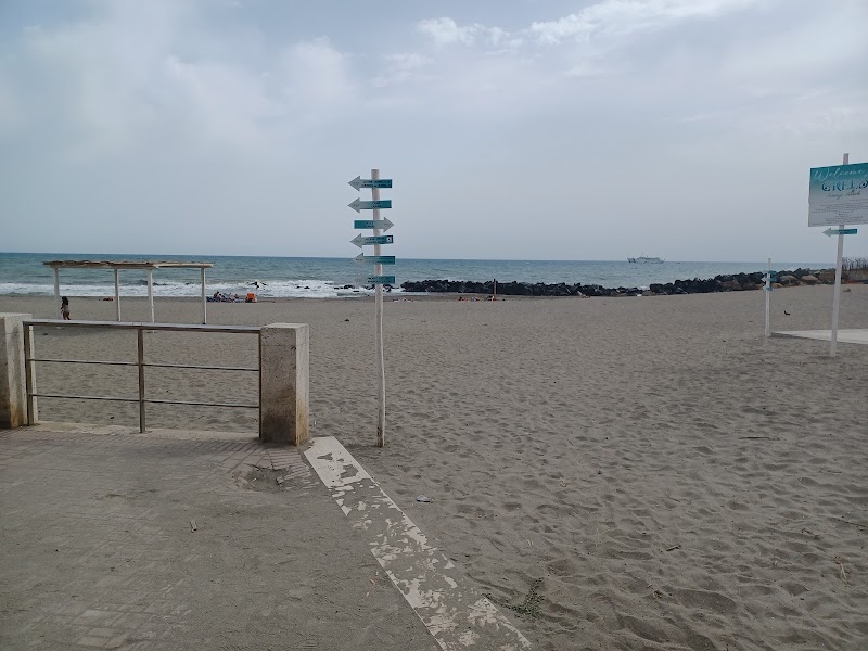 Spiaggia libera Grigia - Spiaggia libera Grigia, Lungomare Duca degli Abruzzi, 74, 00121 Lido di Ostia RM, Italy