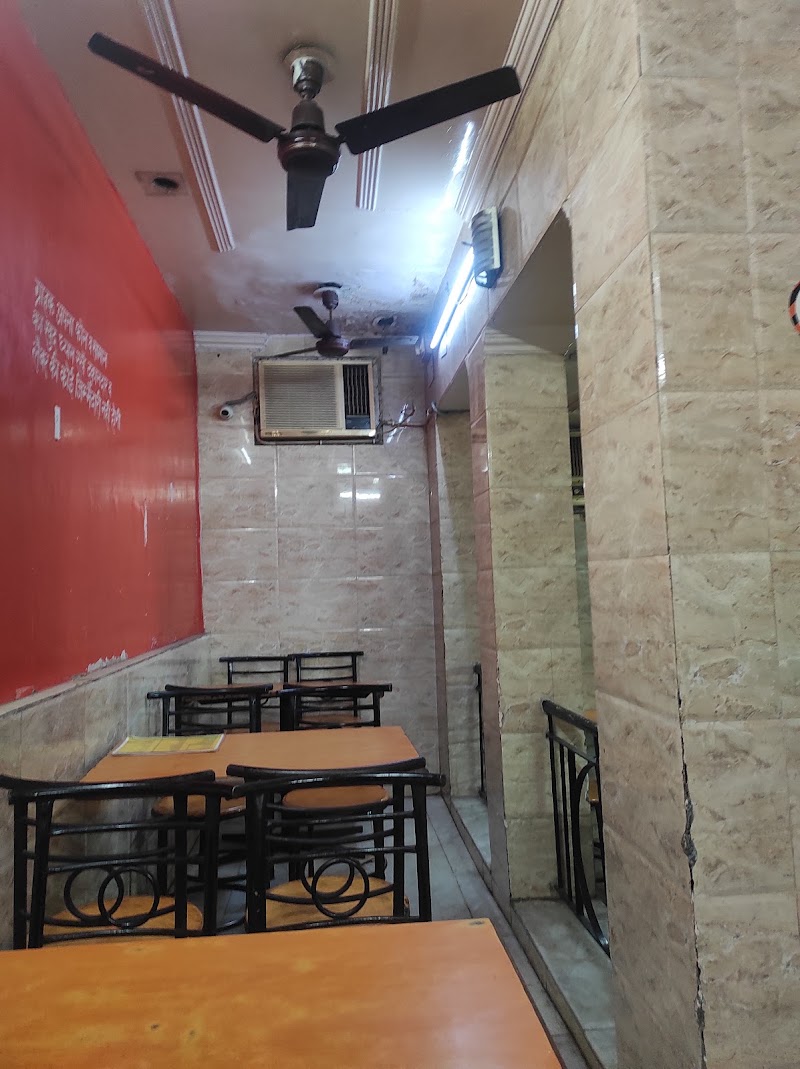 BRIJWASI VEG RESTAURANT - BRIJWASI VEG RESTAURANT SHOP NO-20,COMMUNITY CENTER, NEAR BATRA REEL CINEMA, NEW FRIENDS COLONY, New Friends Colony, New Delhi, Delhi 110025, India
