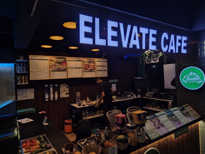 Elevate Cafe - Elevate Cafe The RK fitness, 2nd floor, Chauhan State, GE Rd, near Chandra Maurya, Talkies, Supela, Bhilai, Chhattisgarh 490023, India