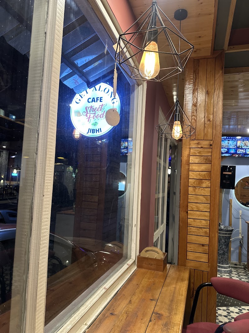 Get Along Cafe - Get Along Cafe Ani - Banjar - Aut Rd, opposite Pink Panther Cafe, Jibhi, Bini, Himachal Pradesh 175123, India