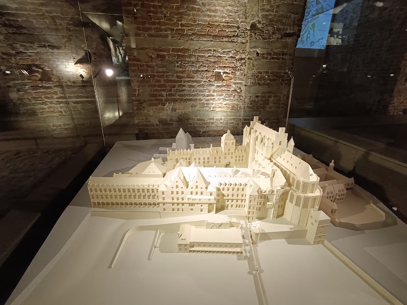 Het Coudenbergpaleis - Het Coudenbergpaleis Pl. des Palais 7, 1000 Bruxelles, Belgium