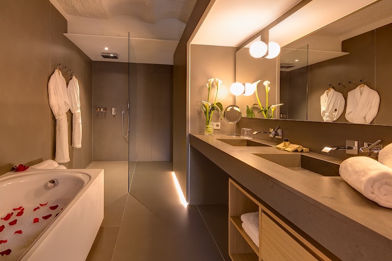 Hotel Ohla Eixample Barcelona - Hotel Ohla Eixample Barcelona Carrer de Còrsega, 289, Eixample, 08008 Barcelona, Spain