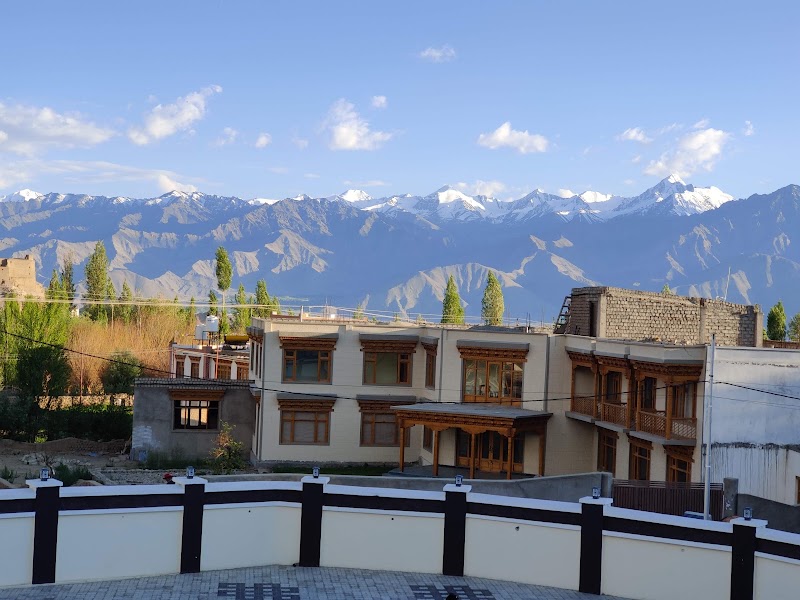 Hotel Paradise Ladakh - Best Hotels in Leh/Hotels in Leh/Luxury Hotels in Leh - Hotel Paradise Ladakh - Best Hotels in Leh/Hotels in Leh/Luxury Hotels in Leh Sankar IDGAH Road, Leh, 194101