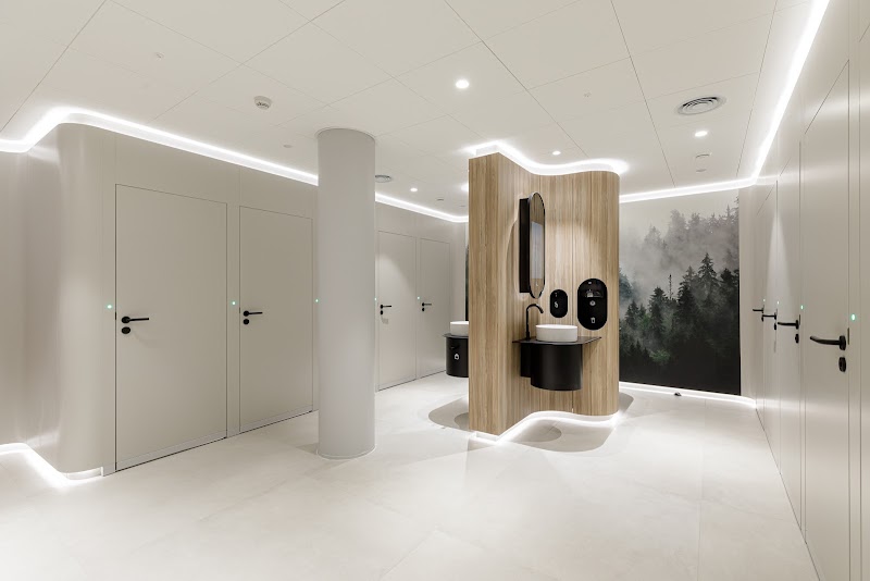 ONE HUNDRED restrooms - ONE HUNDRED restrooms, C.C. Maremagnum, Muelle España 5 local 8-15-16, Moll d'Espanya, 5, 8, Ciutat Vella, 08039 Barcelona, Spain