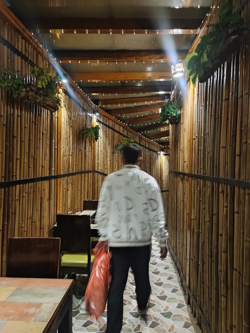 Aromatix Cafe and Restaurant - Aromatix Cafe and Restaurant Police Bazaar, opposite to Dreamland Arcade, Police Bazar, Shillong, Meghalaya 793001, India