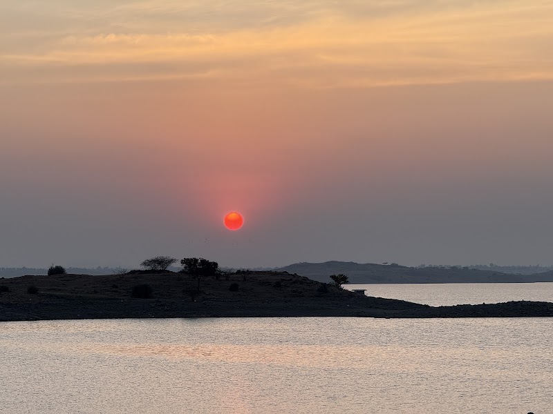 Hotel Kinara - Hotel Kinara, 8JJ7+2C, Baragaon Nandur, Maharashtra 413722, India