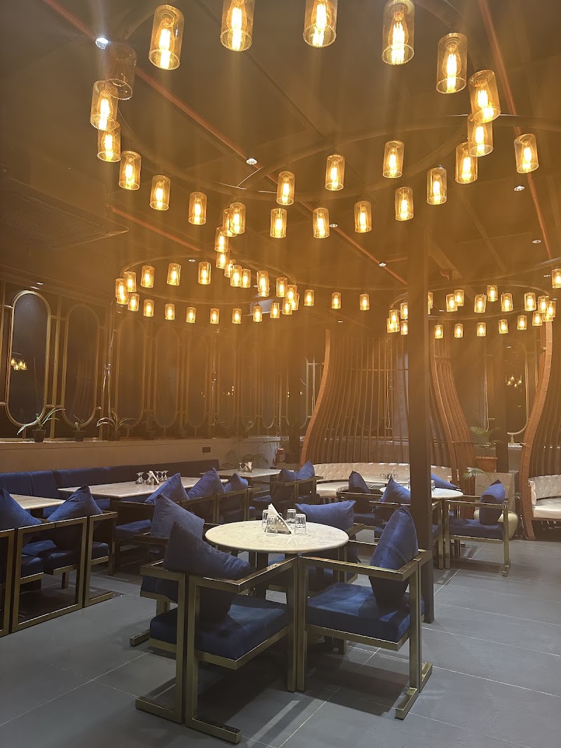 Sheesho - Sky Lounge & Banquet - Sheesho - Sky Lounge & Banquet 5th Floor, Panchmukhi Vishwakarma Tower, Plot No. 100, New Power House Rd, Patrakar Colony, Shastri Nagar, Jodhpur, Rajasthan 342001, India