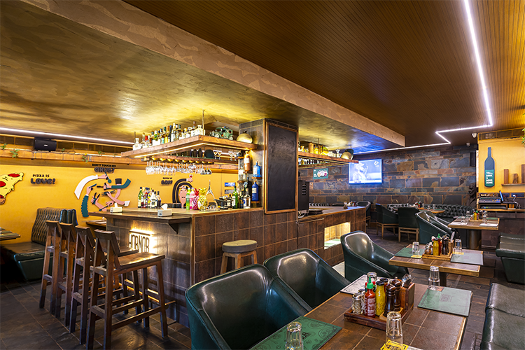 Hobnob Gourmet Cafébar