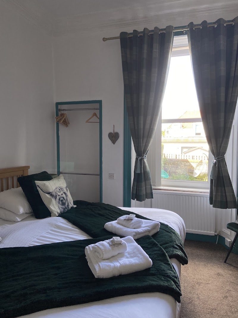 Brig O'Doon Guest House - Brig O'Doon Guest House 262 Ferry Rd., Edinburgh EH5 3AN, UK