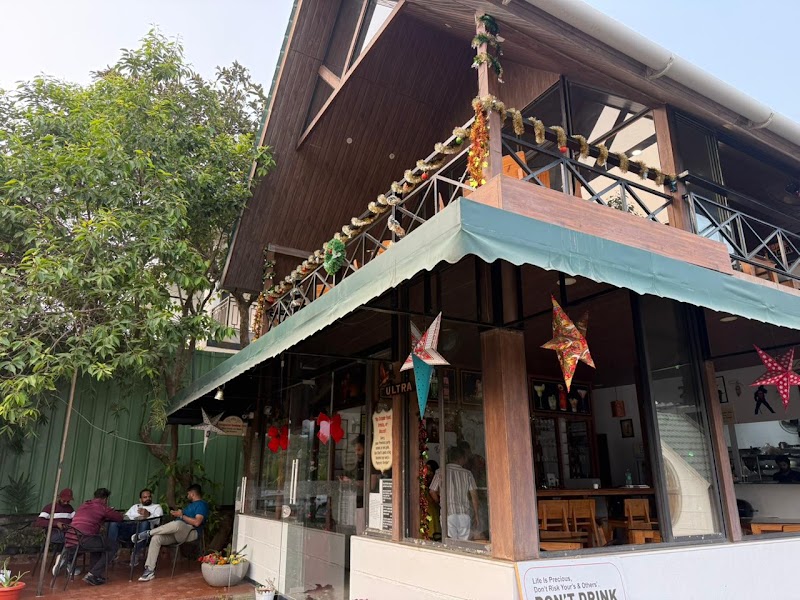 MakaBawa Café Bar - MakaBawa Café Bar Lonavala Aamby Valley Rd, Lonavala, Peth Shahapur, Maharashtra 410401, India