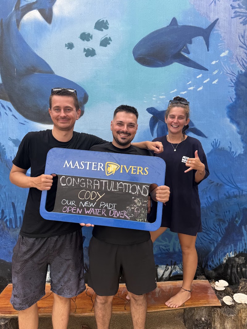Master Divers - Master Divers, 25, 8, Mae Haad Koh Tao, Amphoe Ko Pha-ngan, Chang Wat Surat Thani 84360, Thailand