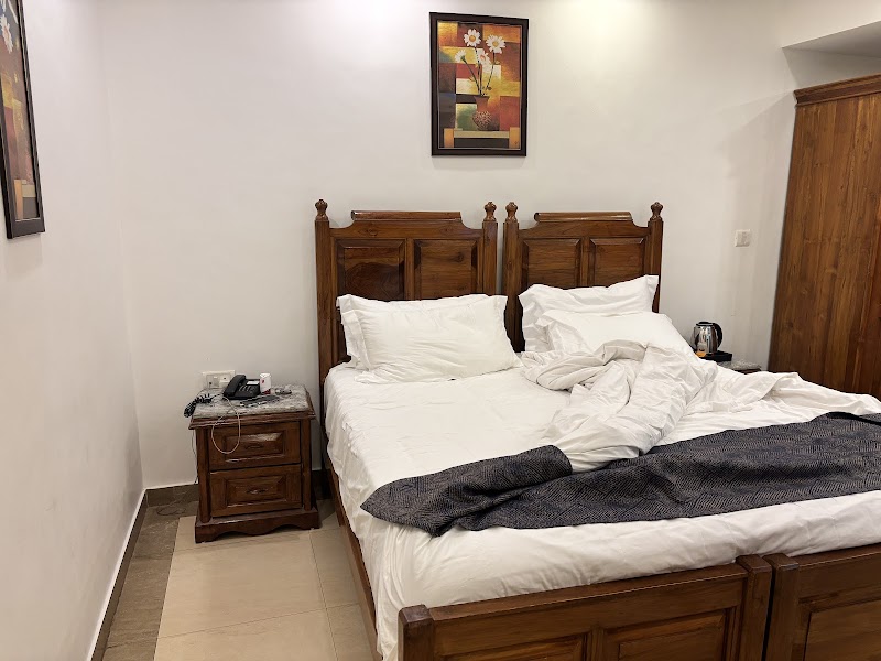 De Mandarin Beach Resort Suites & Villas Goa - De Mandarin Beach Resort Suites & Villas Goa Vaddi, Candolim, Goa 403515, India