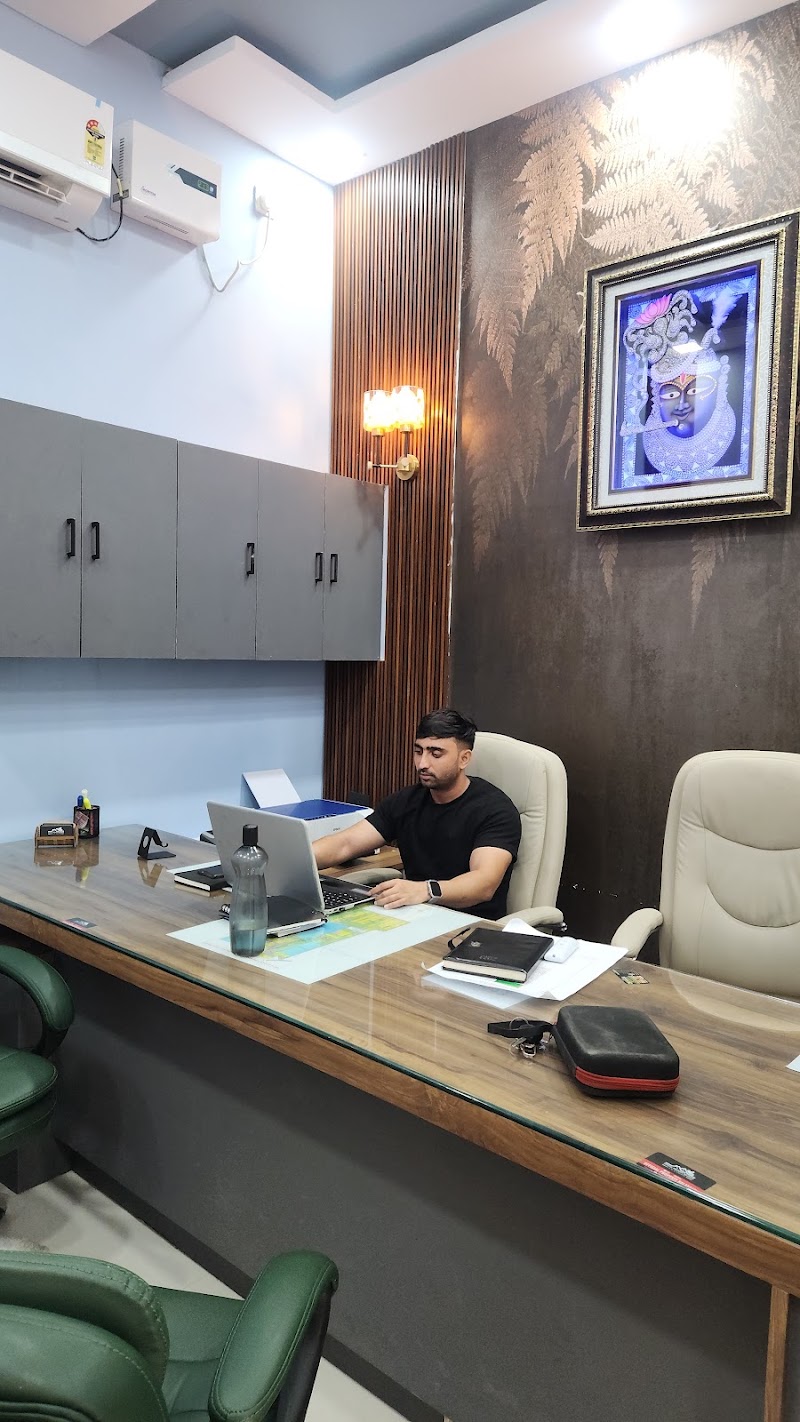 Head office official property kalakaar - Head office official property kalakaar, HM92+365, Rina Rd, Sunrakh Bangar, Vrindavan, Uttar Pradesh 281121, India
