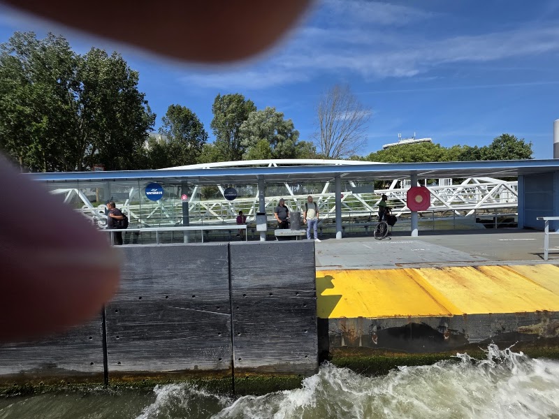 Waterbus - Waterbus Erasmusbrug - Stormpolder, 3016 DK Rotterdam, Netherlands