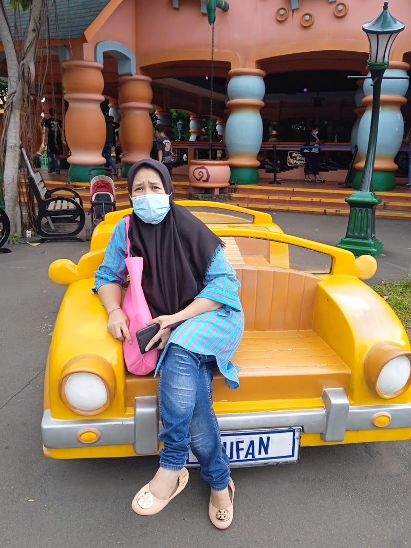 Dunia Kartun - Dunia Kartun VRGM+28J, RW.10, Ancol, Pademangan, North Jakarta City, Jakarta 14430, Indonesia