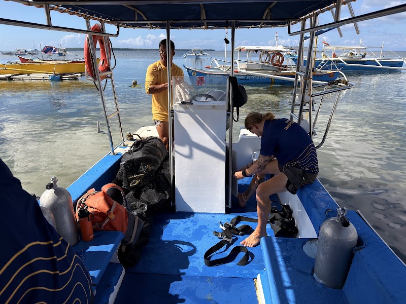 Palaka Siargao Dive Center - Palaka Siargao Dive Center Barangay 1, Purok 1, Near Market Side, General Luna, 8419 Surigao del Norte, Philippines