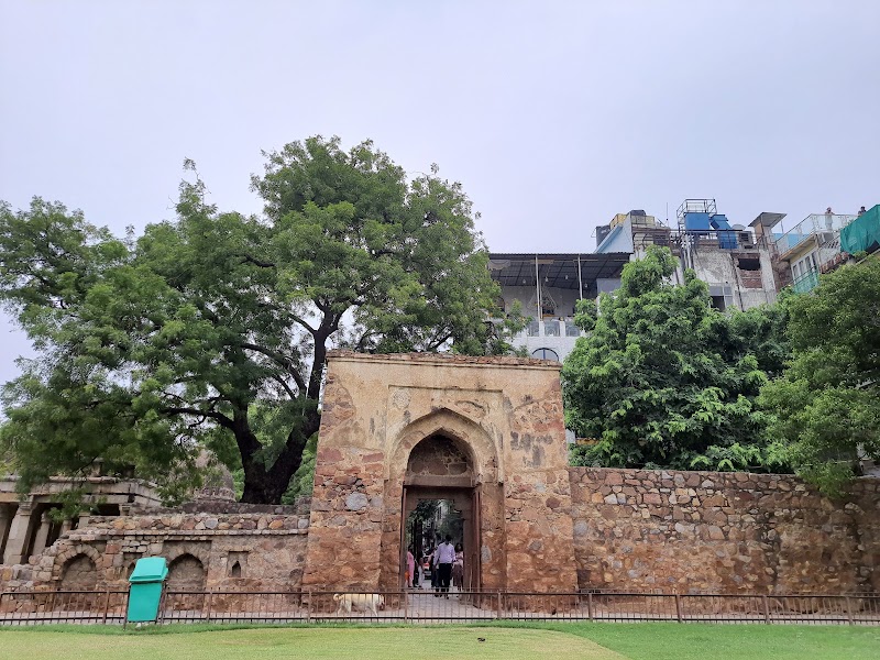 Hauz Khas Complex - Hauz Khas Complex H53V+7C6, Hauz Khas Fort Rd, Hauz Khas Village, Deer Park, Hauz Khas, New Delhi, Delhi 110016, India