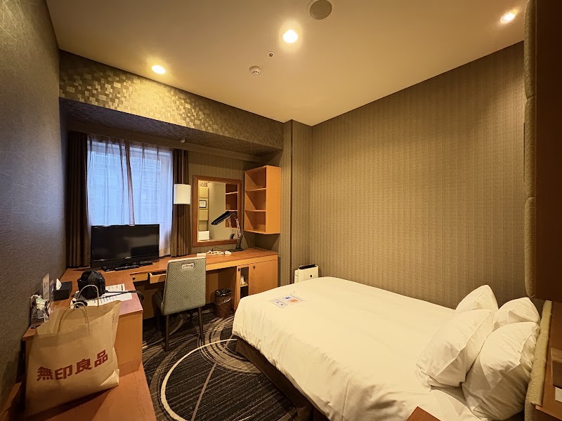 Sotetsu Fresa Inn Higashi-Shinjuku Ekimae - Sotetsu Fresa Inn Higashi-Shinjuku Ekimae 7-chōme-27-9 Shinjuku, Shinjuku City, Tokyo 160-0022, Japan