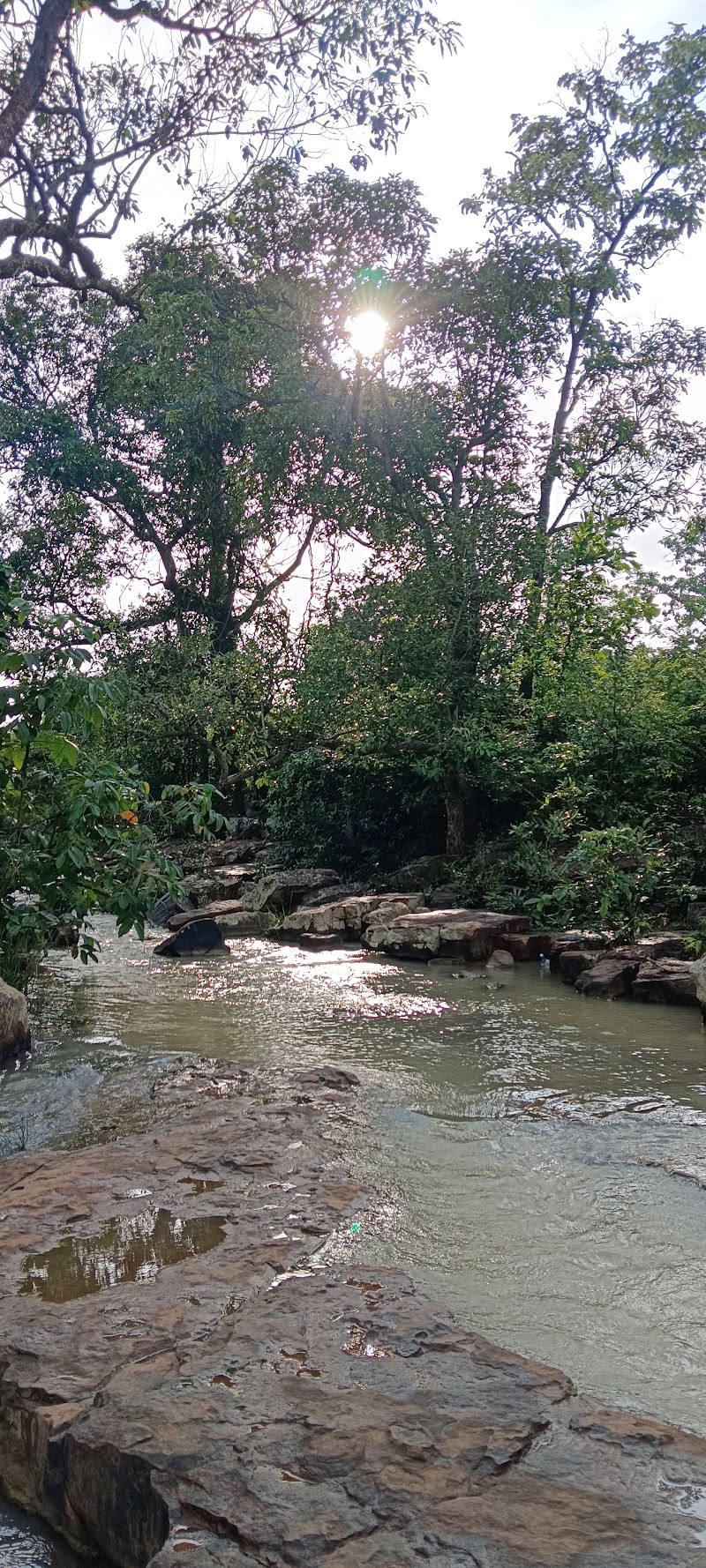 Kuyemari Waterfall - Kuyemari Waterfall, Kudadwahi, Chhattisgarh 494331, India