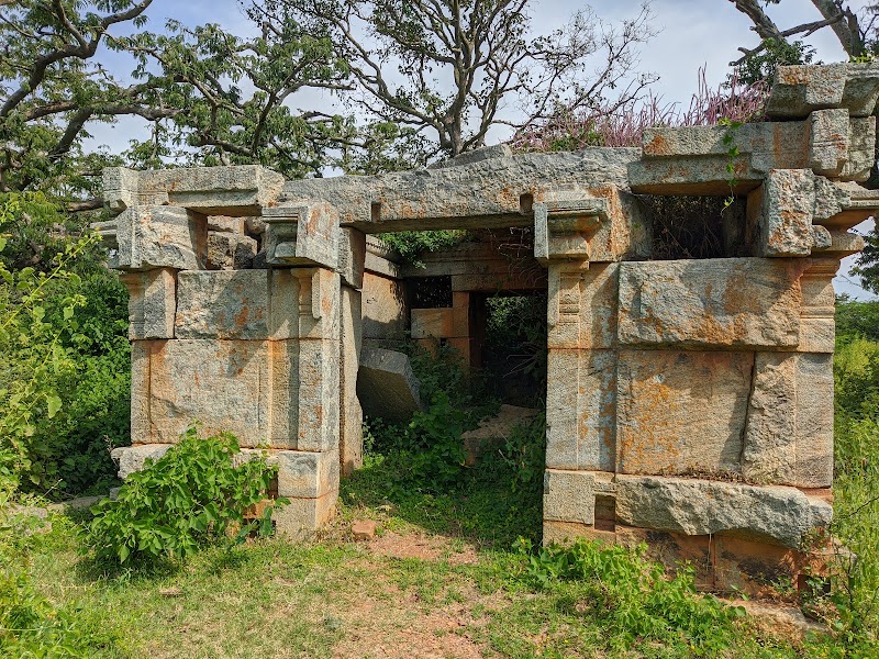 Nalluru Heritage Tamarind Grove (Nalluru Kote) - Nalluru Heritage Tamarind Grove (Nalluru Kote), 5QX9+356, Devanahalli, Nallur, Bendiganahalli, Nallur Amari, Karnataka 562129, India