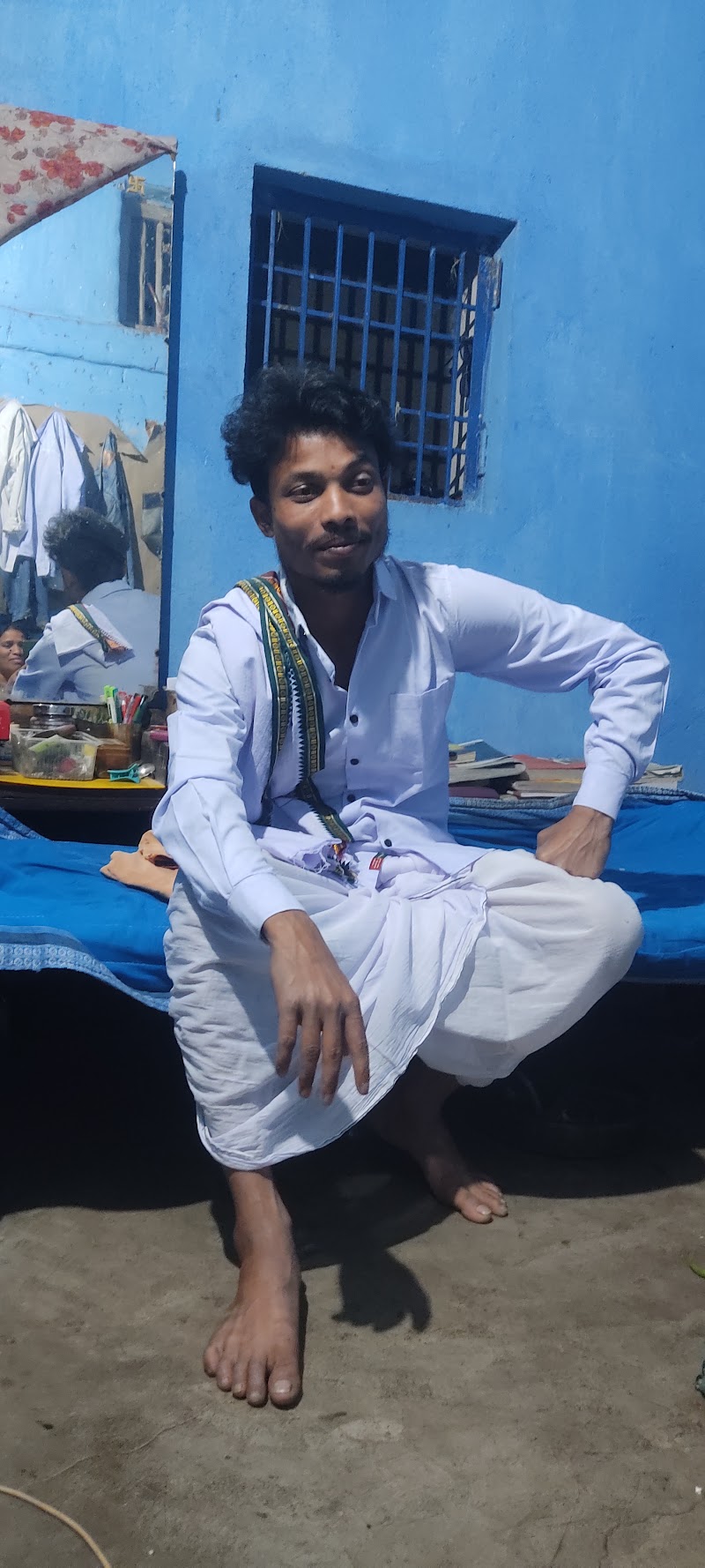 THAKUR BROS.. - THAKUR BROS.. 8Q8P+23W, Badi, Padmapur, Odisha 766107, India