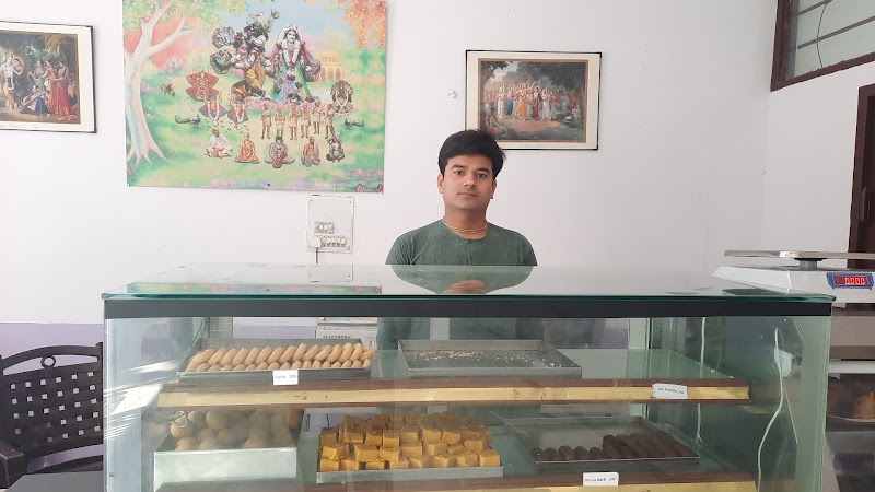GOVINDA'S FOOD COURT - GOVINDA'S FOOD COURT PQM6+MF, Dakshin Marg, 36B, Sector-36B, Chandigarh, 160036, India