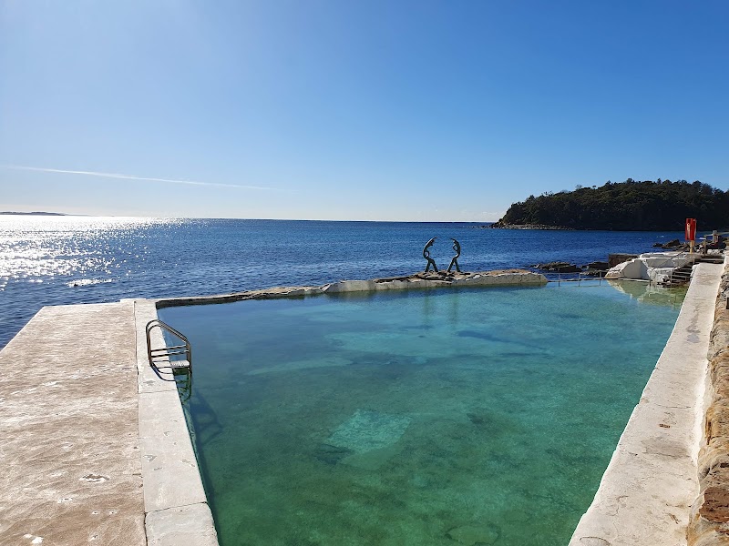 Cabbage Tree Bay Aquatic Reserve - Cabbage Tree Bay Aquatic Reserve, 1 Bower Ln, Manly NSW 2095, Australia