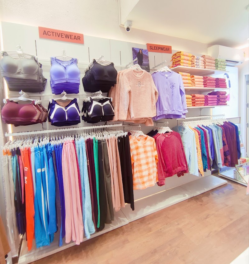 Zivame - Good Earth City Centre Mall, Gurugram - Zivame - Good Earth City Centre Mall, Gurugram No. 69, GF, Good Earth City Center, Pocket H, Nirvana, Sector 50, Gurugram, Haryana 122018, India