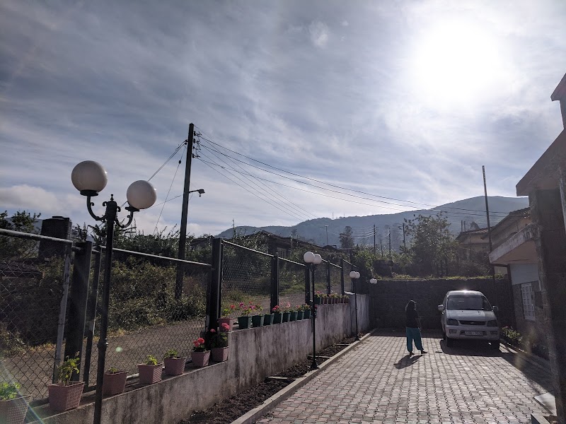 ක කාමර - නානුඔය දුම්රිය ස්ථානය | ஓய்வு அறைகள் - நானுஓயா புகையிரத நிலையம் - ක කාමර - නානුඔය දුම්රිය ස්ථානය | ஓய்வு அறைகள் - நானுஓயா புகையிரத நிலையம், WPRR+3PJ, Avissawella - Hatton - Nuwara Eliya Hwy, Nanuoya 22150, Sri Lanka