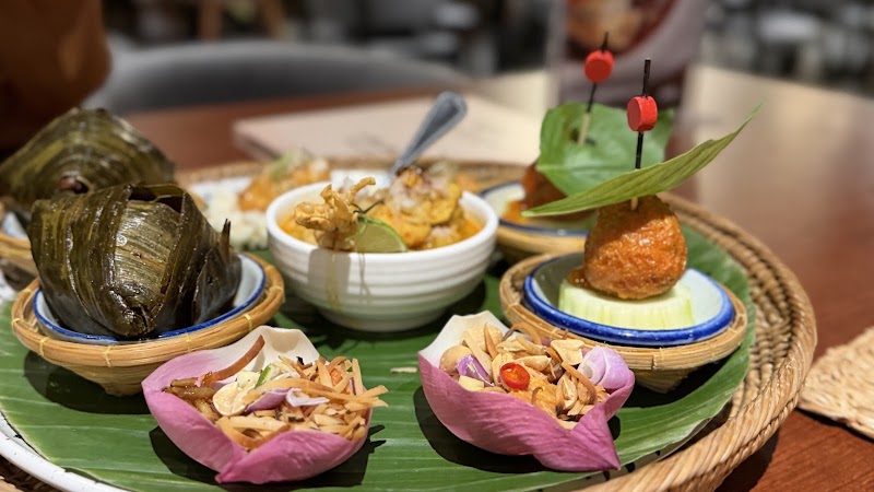 The Local - The Local 32 32/1 Soi Sukhumvit 23, Khwaeng Khlong Toei Nuea, Watthana, Krung Thep Maha Nakhon 10110, Thailand
