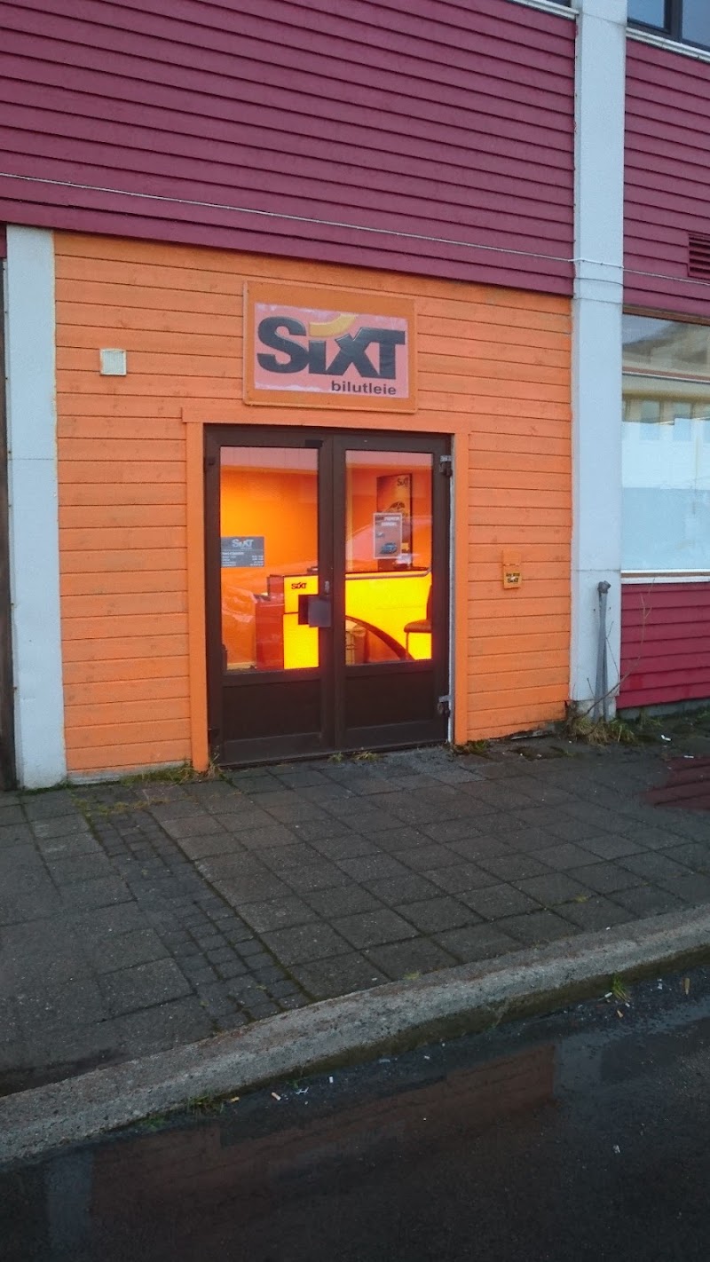 Sixt Bilutleie - Sixt Bilutleie Roald Amundsens gate 8, 8300 Svolvær, Norway