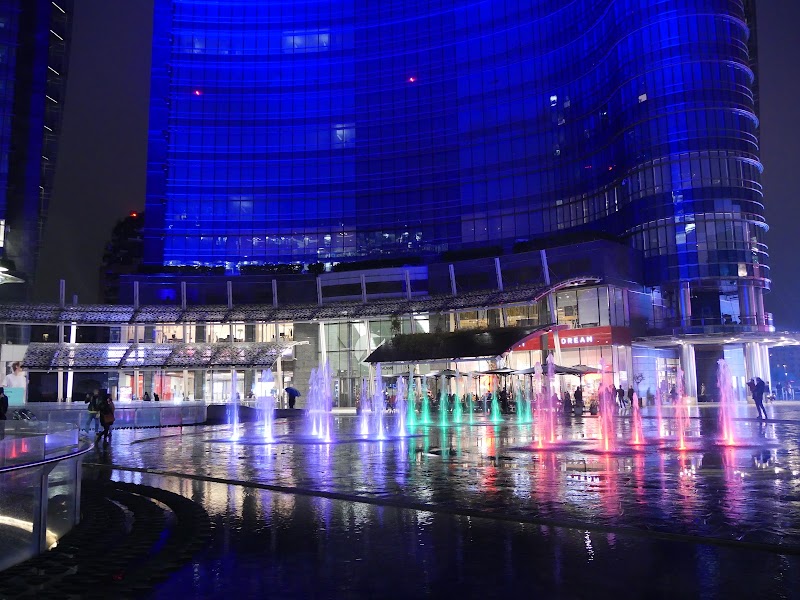 Piazza Gae Aulenti - Piazza Gae Aulenti, Milano MI, Italy